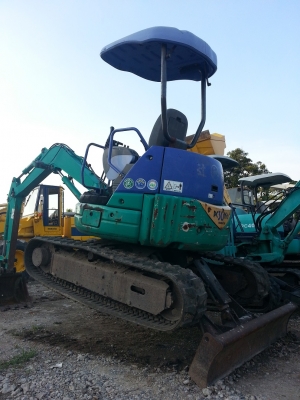รถขุด KOMATSU PC 30 MR นำเข้าจากญี่ปุ่นแท้ 1000\% สวยเดิม ขายถูก 090-986-2521