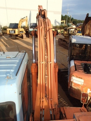 รถแบคโฮเก่าญี่ปุ่น Hitachi EX120-3 ใบแทรคกว้าง 70 cm.