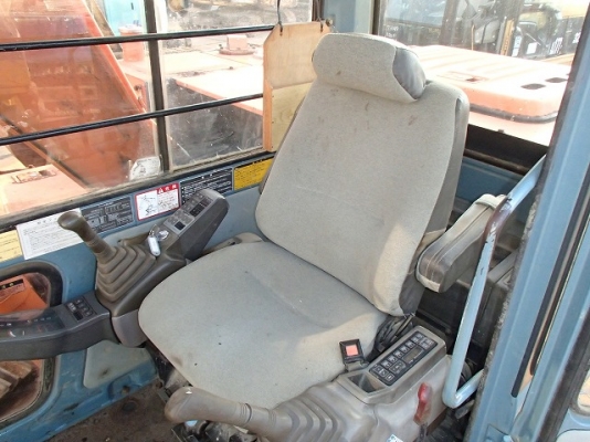 รถแบคโฮเก่าญี่ปุ่น Hitachi EX120-3 ใบแทรคกว้าง 70 cm.