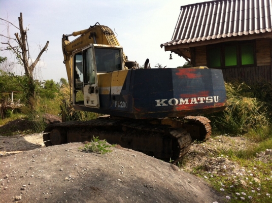 PC200-5 เดิมๆ ไฟฟ้าตีด PC200-5 เดิมๆ ไฟฟ้าตีด