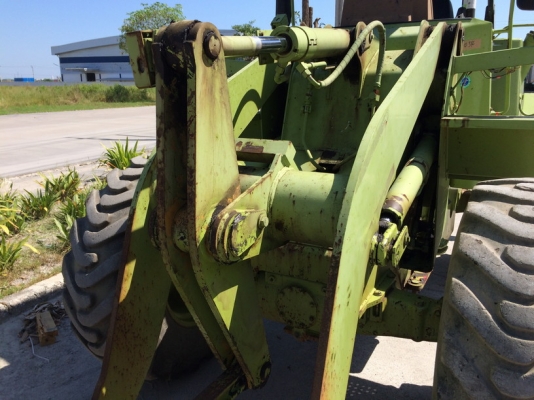 ถึงไทยแล้ว CAT 910F สภาพสวย นำเข้าตรงจากญี่ปุ่น ราคาถูก ๆ ครับ