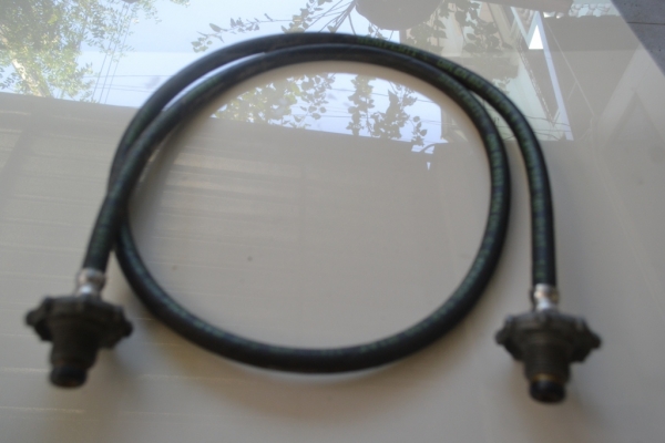 สายถ่ายแก็ส LPG