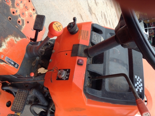 ขายรถไถ28แรง