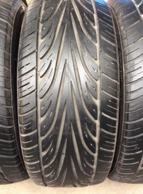 ยาง 255-45-20  ปี12 ดอกเต็มสวยๆ ถูกๆ