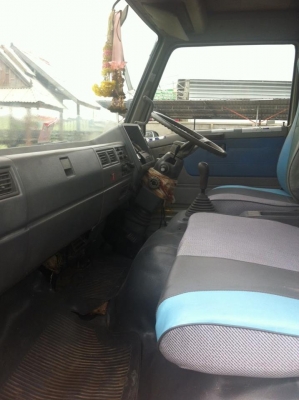 หกล้อ HINO FB 120 แรงม้า กระจกไฟฟ้าปี 38 หัวเดิมบางไม่เคยทำสี เครื่องแน่น คัสซีสวย ทะเบียนพร้อมโอน ยาว 5 เมตร รถเดิมๆ พร้อมใช้งาน หกล้อ HINO FB 120 แรงม้า กระจกไฟฟ้าปี 38 หัวเดิมบางไม่เคยทำสี เครื่องแน่น คัสซีสวย ทะเบียนพร้อมโอน ยาว 5 เมตร รถเดิมๆ พร้อมใช้งาน