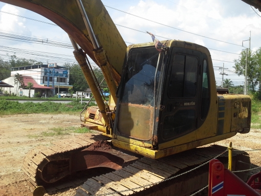 komatsu 200-6 ไฟครบพร้อมใช้งาน เครื่องแน่นๆ เร็วแรง komatsu 200-6 ไฟครบพร้อมใช้งาน เครื่องแน่นๆ เร็วแรง