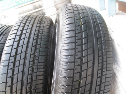 ขายยางป้ายแดง bridgestoneTuranza er370 175/65r15 ปี 14 สนใจติดต่อเล็กคลองสามครับ 081-3747940