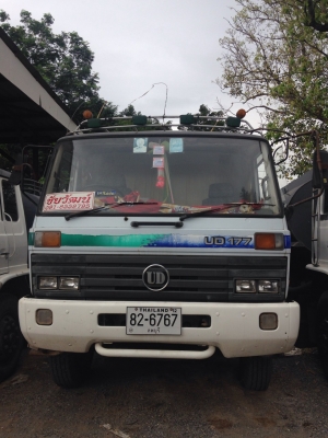 ขายด่วนครับ รถน้ำ NISSAN UD 177  2 เพลา ครับ สภาพพร้อมใช้งาน