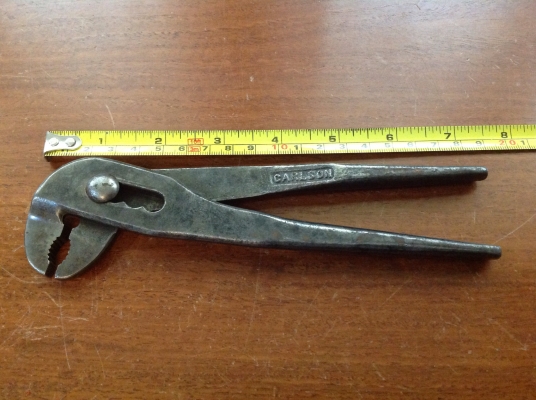 ขายคีมคอเลื่อนหัวนกแก้วโบราณ VINTAGE CARLSON 7" ขายคีมคอเลื่อนหัวนกแก้วโบราณ VINTAGE CARLSON 7"