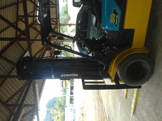 ขายรถโฟล์คลิฟท์โคมัสสุ FD 30-14 เสา 4 ม. มือสองญี่ปุ่นแท้