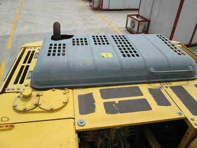 ขายรถแบคโฮ KOMATSU PC200-7 ปี 2010 4156 ชั่วโมง ใบแทรค 80cm ราคา 1870000