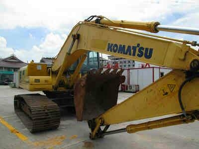 ขายรถแบคโฮ KOMATSU PC200-7 ปี 2010 4156 ชั่วโมง ใบแทรค 80cm ราคา 1870000