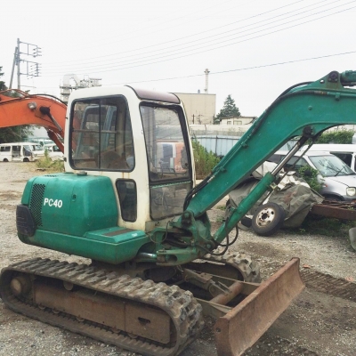 รถขุด Komatsu PC40-7 #23228 นำเข้าจากญี่ปุ่น สนใจโทร. 080-6565422 (หนิง)