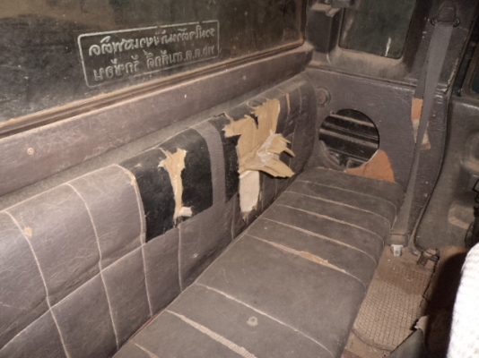 ขายกระบะแค็ปเล็กปี1991 เครื่อง2.5ขายตามสภาพ086-4457033