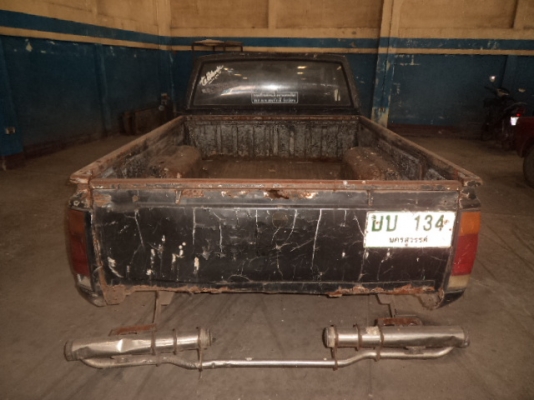 ขายกระบะแค็ปเล็กปี1991 เครื่อง2.5ขายตามสภาพ086-4457033