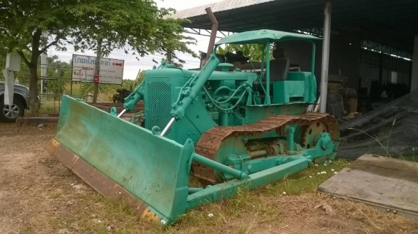 ขายแทรกเตอร์ CAT D4D สภาพพร้อมใช้งาน  เครื่องดี แทรคดี ราคาต่อรองได้