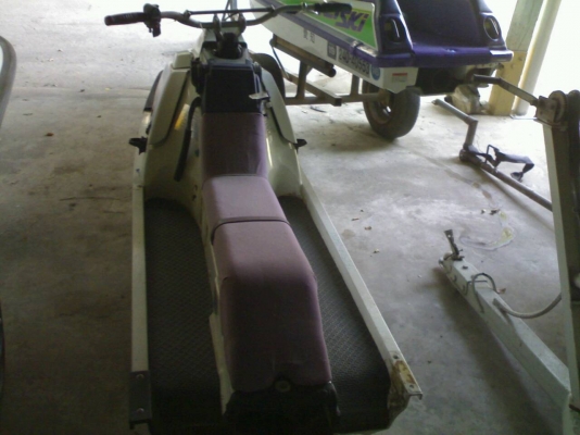 ต้องการขายเจ็ทสกีกึ่งนั่งกึ่งยืน KAWASAKI X2 650 สภาพพร้อมเล่นเครื่องใหม่มาก พร้อมชุดแต่ง ต้องการขายเจ็ทสกีกึ่งนั่งกึ่งยืน KAWASAKI X2 650 สภาพพร้อมเล่นเครื่องใหม่มาก พร้อมชุดแต่ง