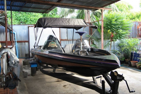 เรือ 17 ฟุต เครื่องเมอคิวลี่ 150 แรง เครื่องแรงถูกใจคับ ตกปลาสบายๆ