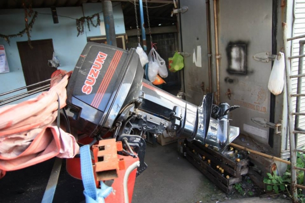 เรือ 15 ฟุต เครื่อง ซูซูกิ  40 แรง พร้อมใช้งาน