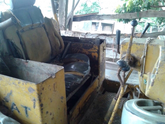 ขายแทรคเตอร์ CAT D5 เครื่อง 44V ฝาบาง เดิมๆตามรุ่น รถใช้งานได้ เอกสารสัญญาซื้อขาย ขายแทรคเตอร์ CAT D5 เครื่อง 44V ฝาบาง เดิมๆตามรุ่น รถใช้งานได้ เอกสารสัญญาซื้อขาย