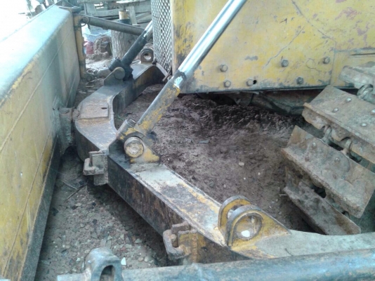 ขายแทรคเตอร์ CAT D5 เครื่อง 44V ฝาบาง เดิมๆตามรุ่น รถใช้งานได้ เอกสารสัญญาซื้อขาย ขายแทรคเตอร์ CAT D5 เครื่อง 44V ฝาบาง เดิมๆตามรุ่น รถใช้งานได้ เอกสารสัญญาซื้อขาย