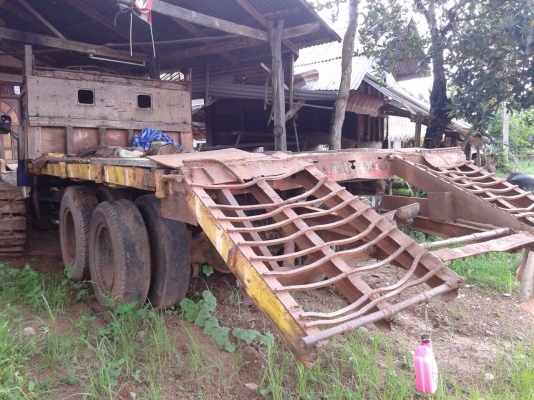 ขายรถสิบล้อหน้ายาว เครื่อง 6BG1-175 แรง 1 เพลา ท้ายฟูโซ่ ทะเบียนพร้อม