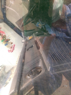 รถบรรทุกน้ำมัน โตโยต้า BU91-115แรง สภาพดี อุปกรณ์ครบใช้ได้ทุกจุดเดิมๆ แอร์ power ยางดีทุกเส้น (จองแล้ว จากเสียใจถึง ทีมงานซ่อมบำรุงแนวตะริ่งแม่น้ำชี) ขายแบบทางอากาศ