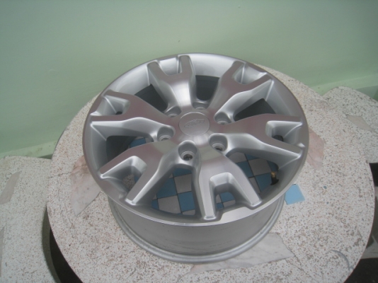 ขายล้อแม็กป้ายแดง Ford ranger 18" สนใจติดต่อเล็กคลองสามครับ 081-3747940 ขายล้อแม็กป้ายแดง Ford ranger 18" สนใจติดต่อเล็กคลองสามครับ 081-3747940