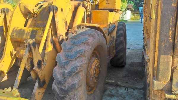 CATERPILLAR 922B ประมูลกรมทาง ใช้งาน.100\% CATERPILLAR 922B ประมูลกรมทาง ใช้งาน.100\%