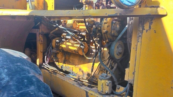 CATERPILLAR 922B ประมูลกรมทาง ใช้งาน.100\% CATERPILLAR 922B ประมูลกรมทาง ใช้งาน.100\%