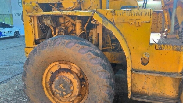 CATERPILLAR 922B ประมูลกรมทาง ใช้งาน.100\% CATERPILLAR 922B ประมูลกรมทาง ใช้งาน.100\%