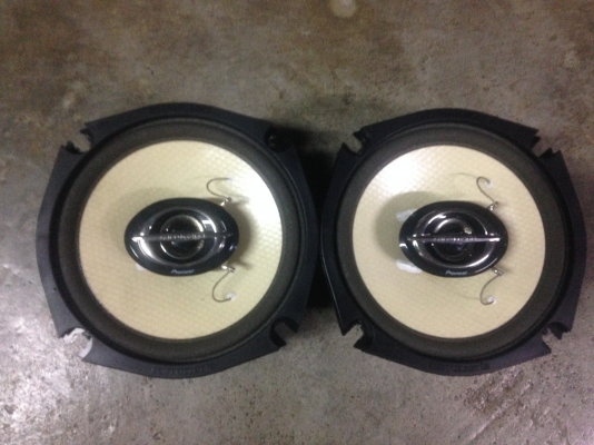 Pioneer TS-f170 เก่าญี่ปุ่น คู่ละ 800