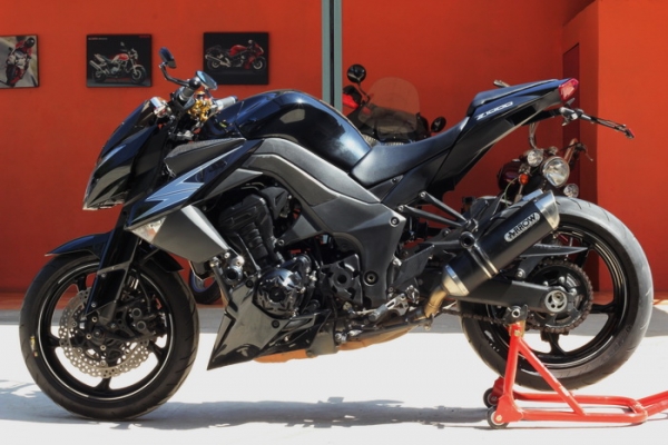 <เอิร์ท พิดโลก> ขาย Z1000 ปี2012 พร้อมของแต่ง