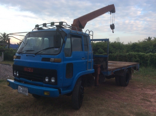 ISUZU 6ล้อ JCM พร้อมเครน 3T (กระบะเหล็ก กว้าง2.3 ม. ยาว4.7 ม.) เครื่องEH700 168 แรง เครื่องดี ยางดี ครัทซีสวย เกียร์สั้น ขาย 390,000บาท