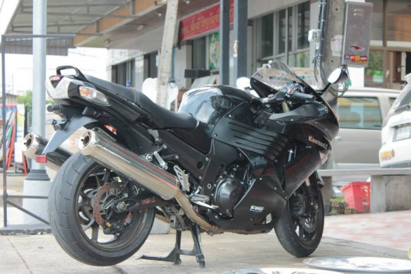 ขาย Kawazaki zzr 1400 ปี08 ราคา 230,000
