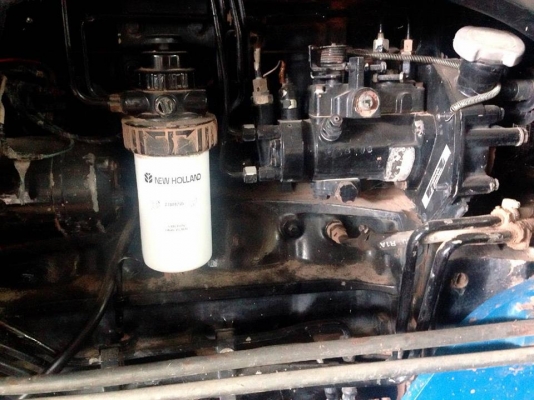 **950,000 บ.ต่อรอง**ขายรถไถ2เพลา ยอดนิยม FORD NEWHOLLAND TS90 ปี53 เครื่องเดิม เกียร์เดิม ปั้มเดิมๆ ใช้งาน 10,xxx ชั่วโมง เครื่องแน่นๆแห้งๆ แรงดี ปั้มดีแน่น เกียร์ดีไม่มีหอน ทำงานดีคล่องตัว แรง ช่วงล่างแน่น ยางดี4เส้น พร้อมใบดันและหางพรวน6 สภาพดี ไม่ผุไม่