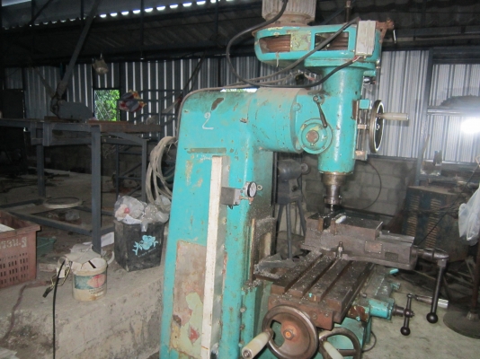 เครื่องมิลลิ่ง เบอร์2คอเบอร์4สนใจติดต่อ0863398839