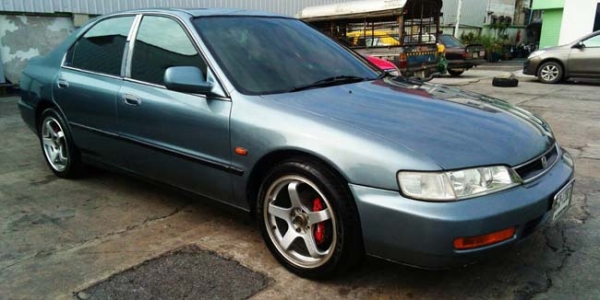 Honda accord ปี 95 เครื่อง f22b vtec เกียร์ออโต้ แก๊ส lpg ลงเล่มเรียบร้อย ใช้งานได้ 2 ระบบ เครื่องดี เกียร์ดี ช่วงล่างได้ แม็กซ์ 17 ยางดี ดิกส์เบรค 4 ล้อ abs ภายในสวย มีเครื่องเสียง แอร์หนาว ฟิลม์ hi~kool สีสันสวยงาม รถพร้อมใช้