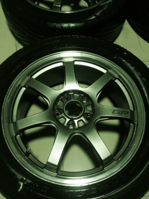 ขายแม็กพร้อมยาง R 17 ยาง MAXXIS ปี 2012