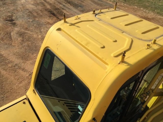 ขายรถแบคโฮ KOMATSU PC160-6 ระบบไฟฟ้าเต็ม ปี 2002 สภาพสวยมาก รถนอกนำเข้า มีVDOการทำงานครับ