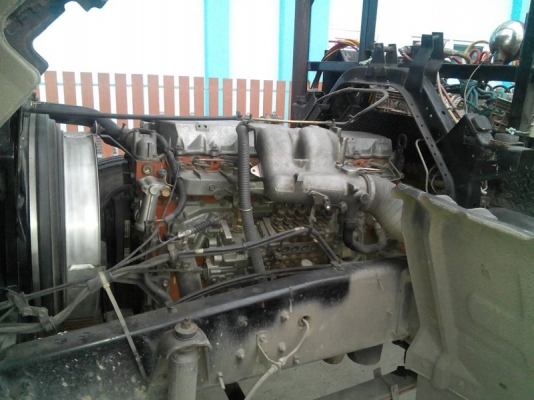 รถอีซูซุ 6 ล้อ FTR  หัวลาก  200 แรงม้า. ปี 48  ( ขายแม่ , ลูก )  สนใจติดต่อ  081 - 6079515