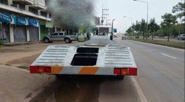 รถอีซูซุ 6 ล้อ FTR  หัวลาก  200 แรงม้า. ปี 48  ( ขายแม่ , ลูก )  สนใจติดต่อ  081 - 6079515