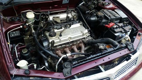 Mitsubishi lancer ปี 2000 เกียร์ธรรมดา เครื่อง 1800 ตัวท้อป airbag abs ดิสก์เบรค 4 ล้อ กระจกไฟฟ้า ปรับและพับไฟฟ้า เครื่องดี เกียร์เข้าทุกเกียร์ ช่วงล่างดี แอร์หนาว ฟิล์ม hi~kool ภายในเรียบร้อย