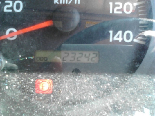 รถฮีโน่  10  ล้อดั้ม  344  แรงม้า. ปี 57  ( รถวิ่ง 23,xxx กม. )  สนใจติดต่อ 081 - 6079515