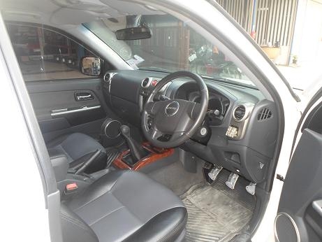 ขายดีแม็กสี่ประตูไฮเลนเดอร์ปี2011 ขายดีแม็กสี่ประตูไฮเลนเดอร์ปี2011