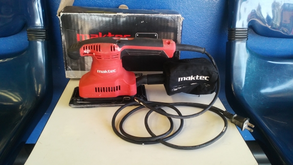 ขายสว่าน makita กับเครื่องขัด