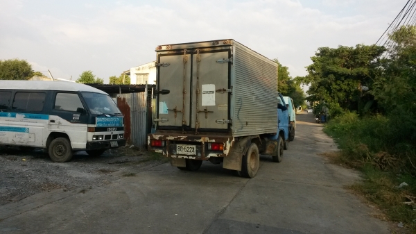 ขายอีซูซุTL เครื่อง2800cc. ทะเบียนไม่ขาดเอกสารพร้อมโอนแถมตู้ รถพร้อมใช้งานครับ ขาย 125000 บาท