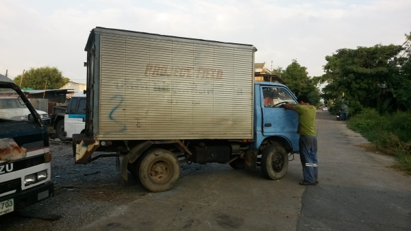 ขายอีซูซุTL เครื่อง2800cc. ทะเบียนไม่ขาดเอกสารพร้อมโอนแถมตู้ รถพร้อมใช้งานครับ ขาย 125000 บาท ขายอีซูซุTL เครื่อง2800cc. ทะเบียนไม่ขาดเอกสารพร้อมโอนแถมตู้ รถพร้อมใช้งานครับ ขาย 125000 บาท