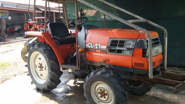 ปัญญาแทรคเตอร์..จัดมาให้ครับ ด่วน!!!เก่านอก คูโบต้า GL21 พร้อม ผาน5