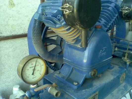 ขายปั๊มลม PUMA ไม่มีมอเตอร์ ราคา 12000 บาทค่ะ